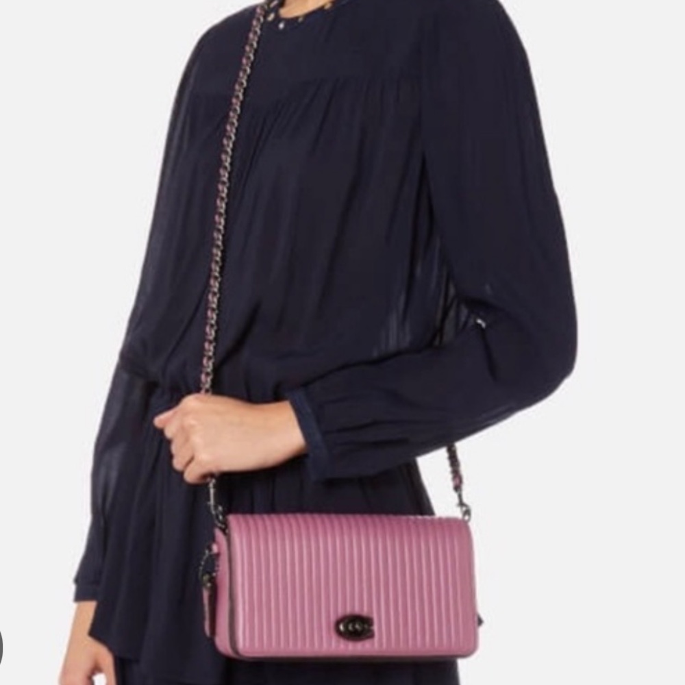 COACH DINKY Elegant PRIMROSE and GUNMETAL hardware Crossbody Bag . No dustbag
